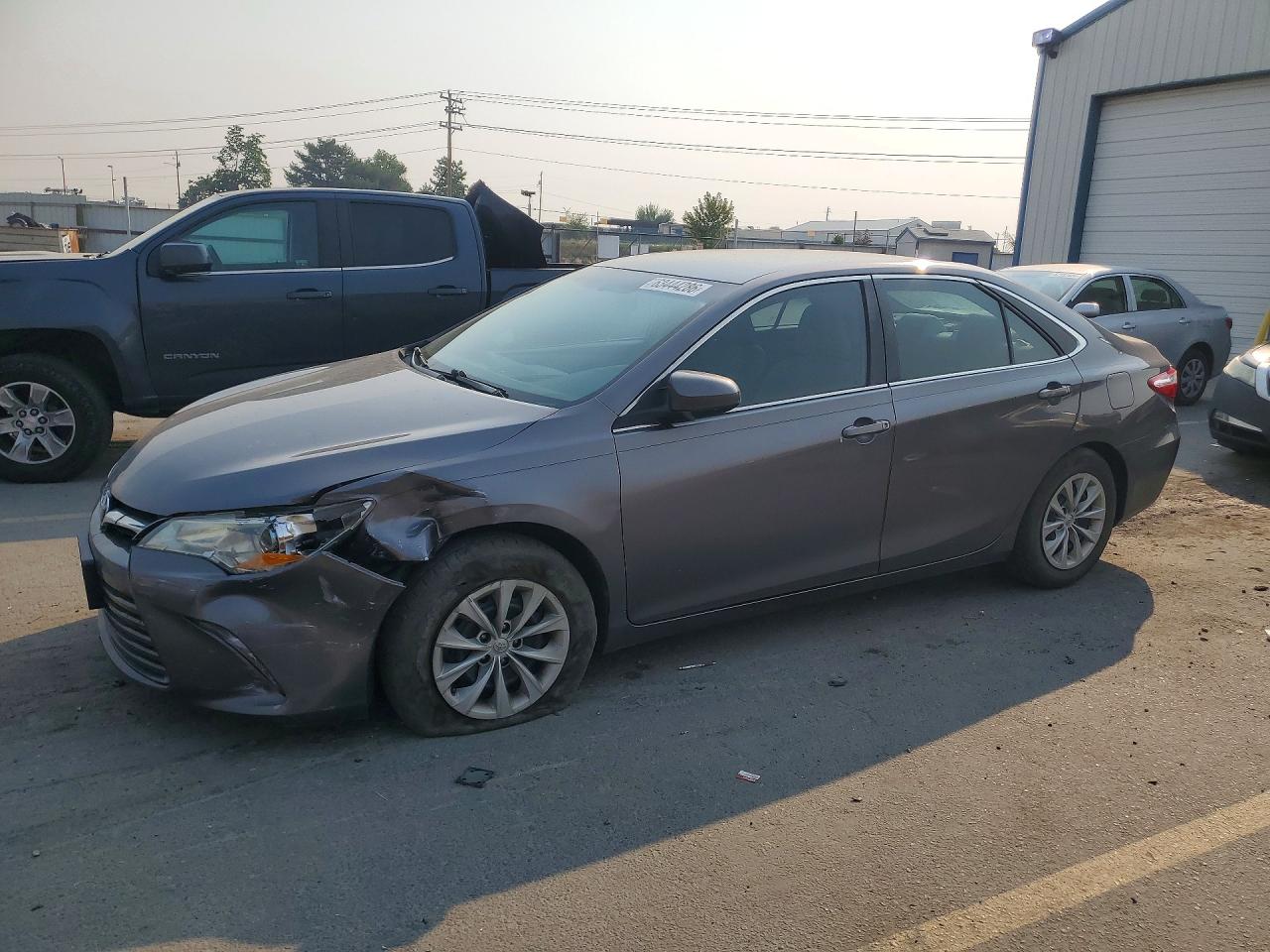 2016 TOYOTA CAMRY LE