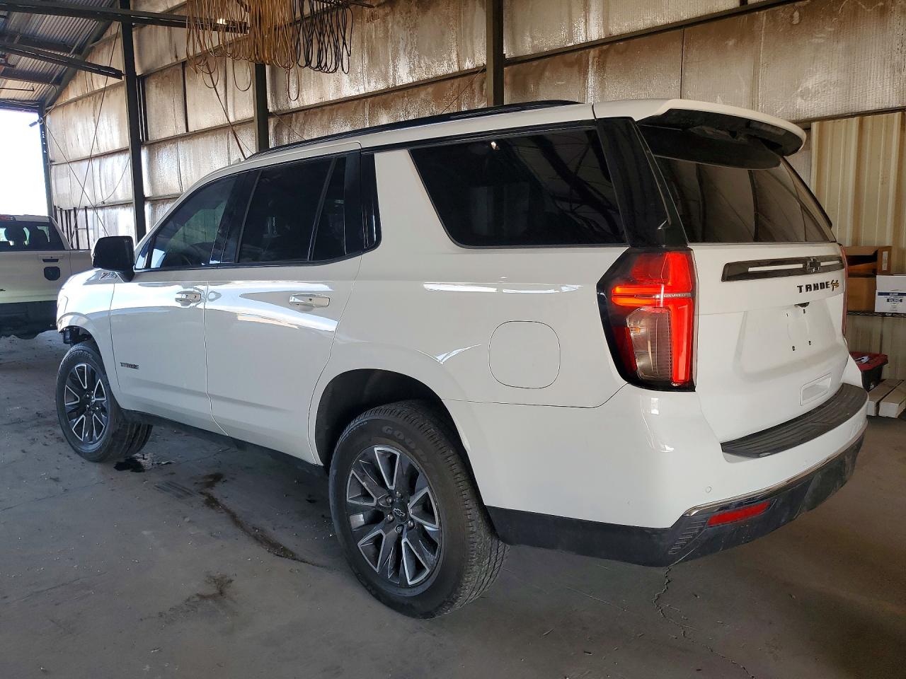 2021 CHEVROLET TAHOE K1500 Z71 — снимка 2