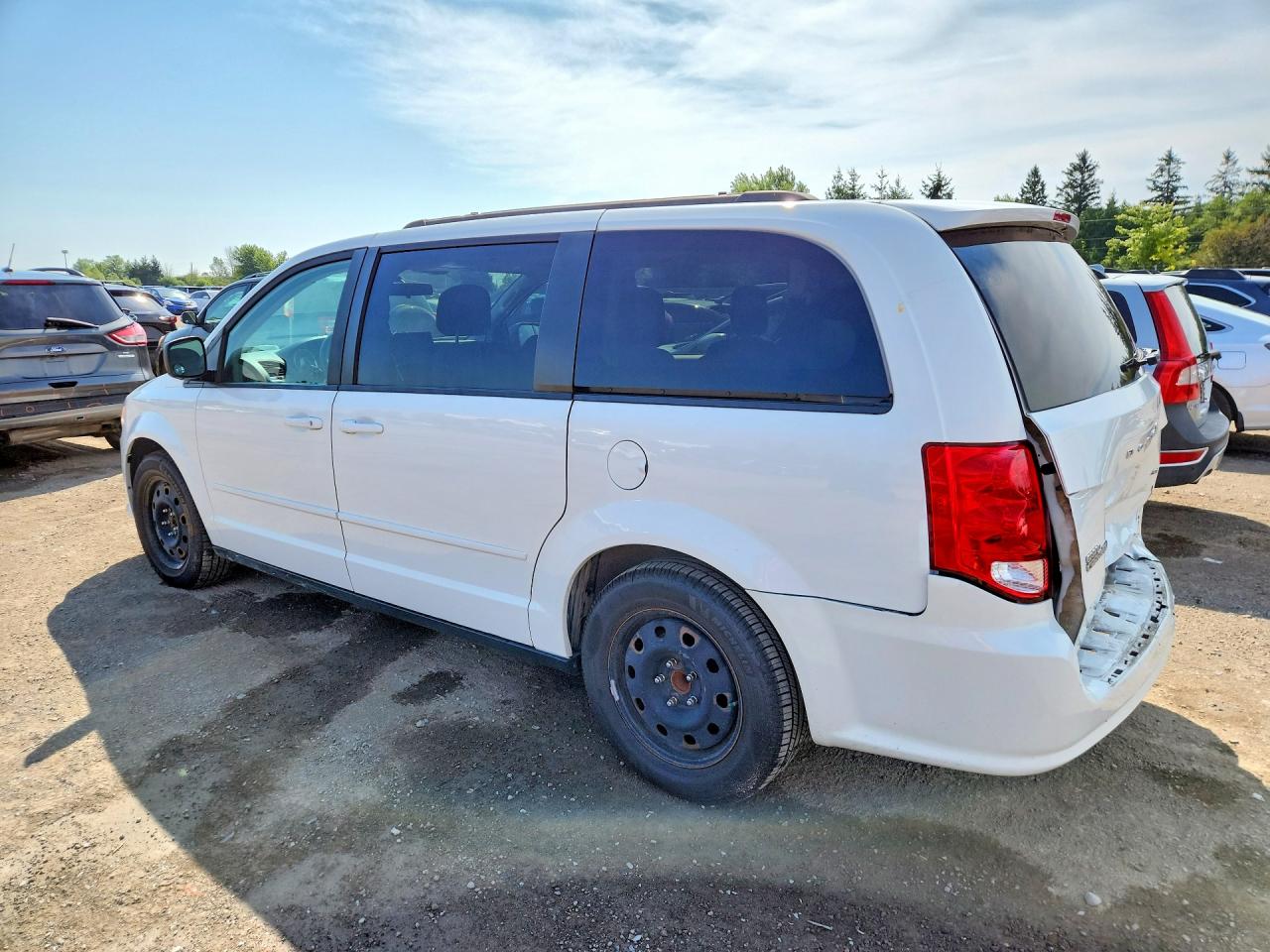 2017 DODGE GRAND CARAVAN SE — снимка 2