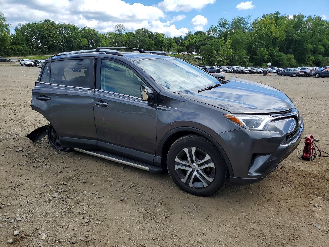 2018 TOYOTA RAV4 LE — снимка 4