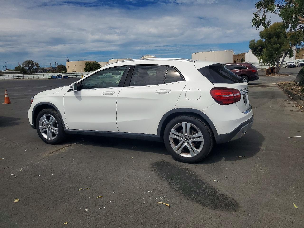 2020 MERCEDES-BENZ GLA 250 — снимка 2