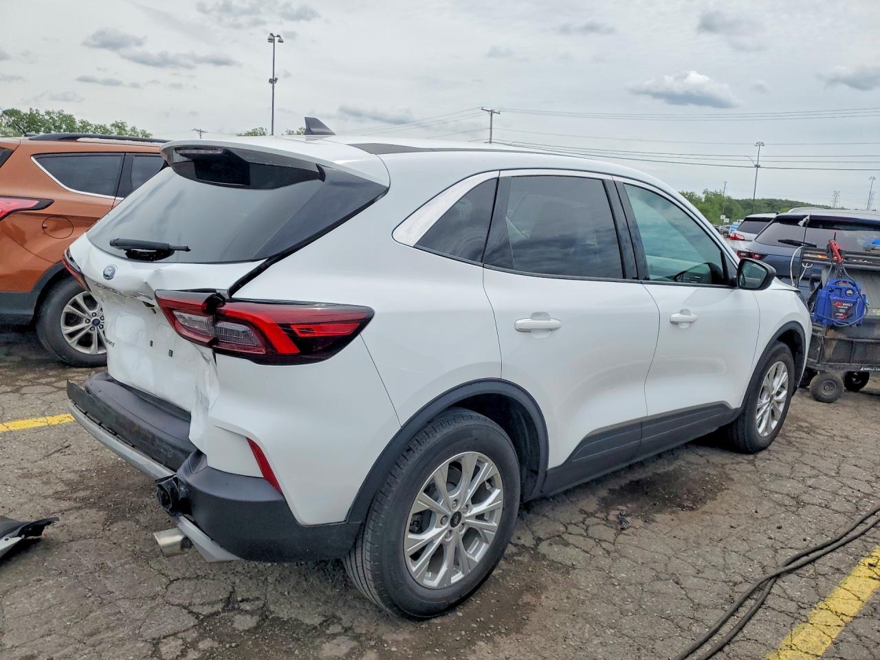 2023 FORD ESCAPE ACTIVE — снимка 3