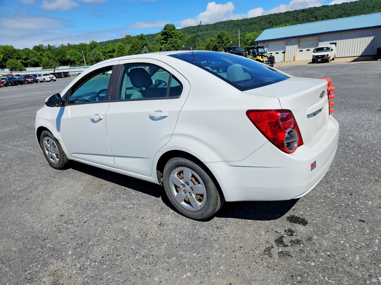 2015 CHEVROLET SONIC LS — снимка 2