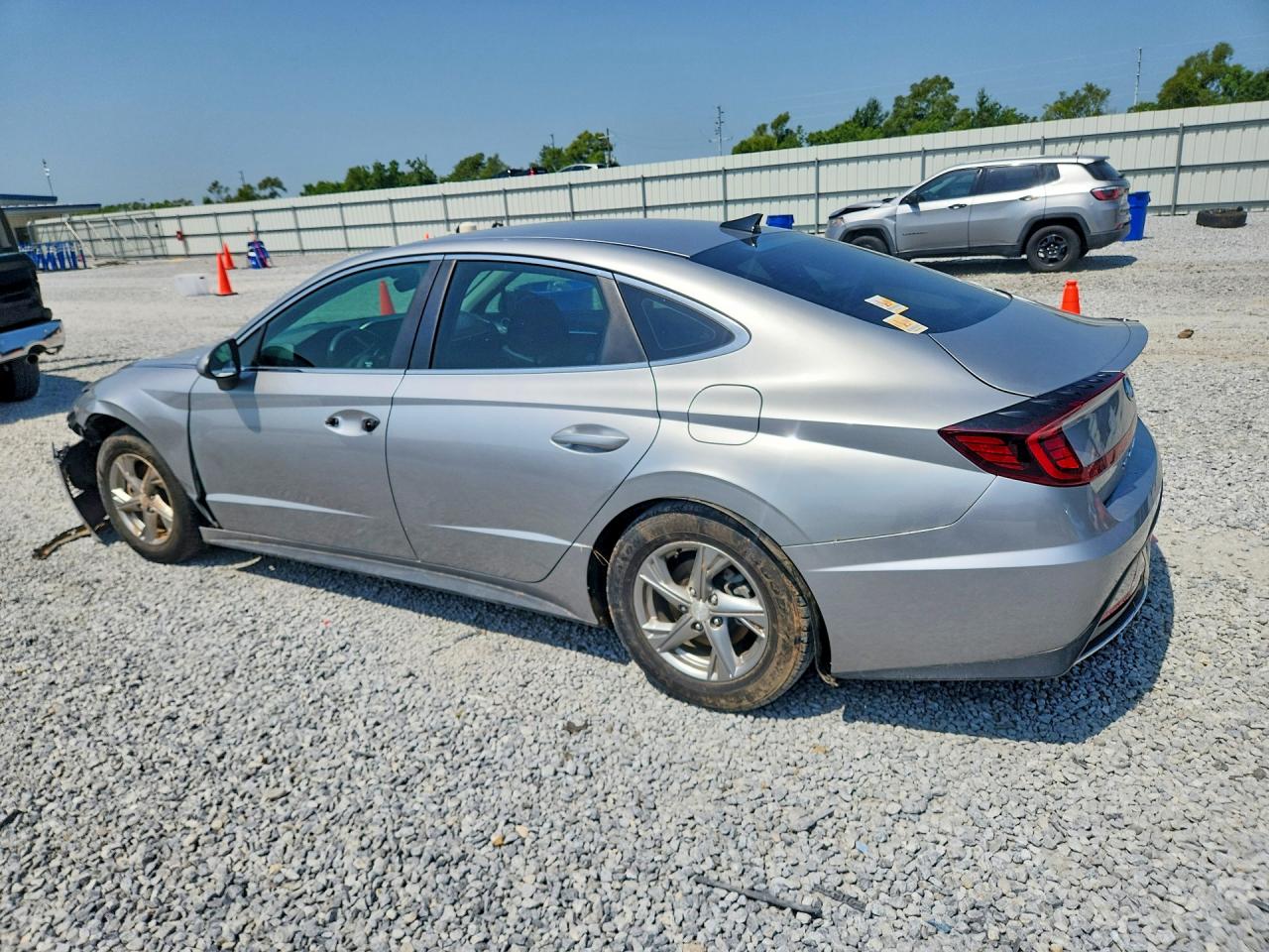 2021 HYUNDAI SONATA SE — снимка 2