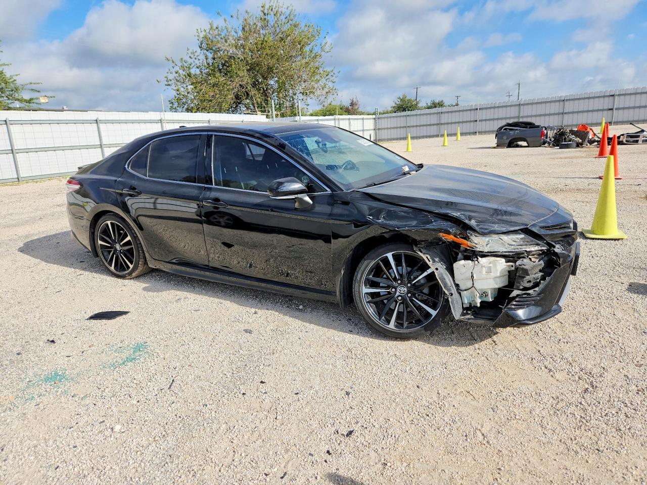 2020 TOYOTA CAMRY XSE — снимка 4