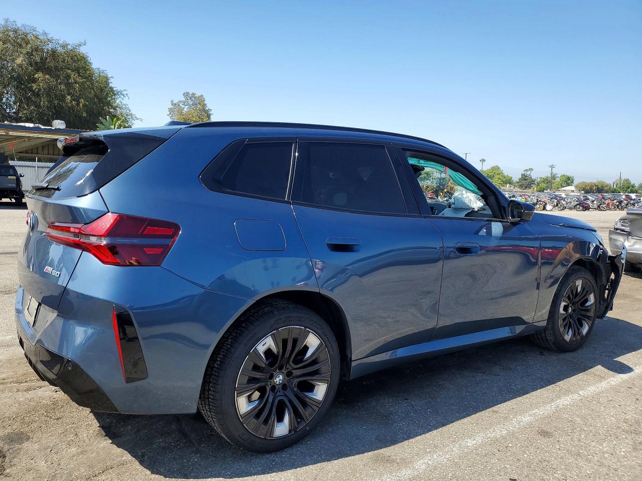 2025 BMW X3 M50 — снимка 3
