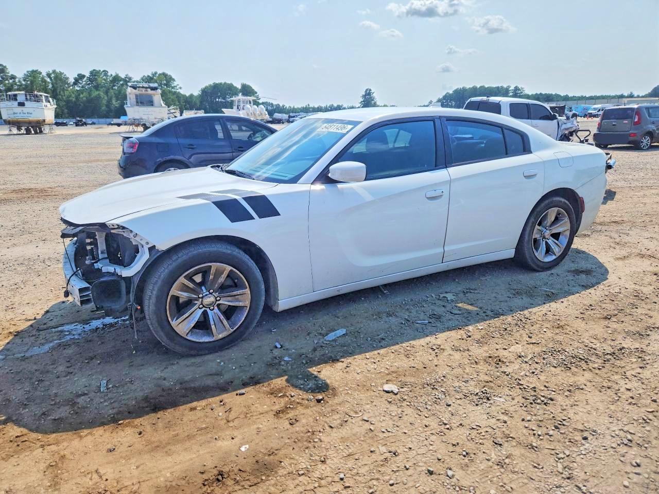 2016 DODGE CHARGER SXT