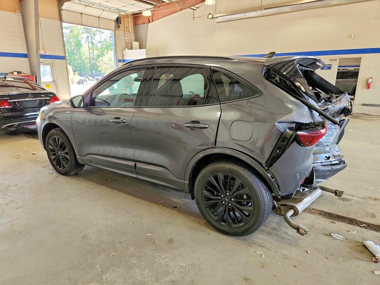 2025 FORD ESCAPE ST LINE ELITE — снимка 2