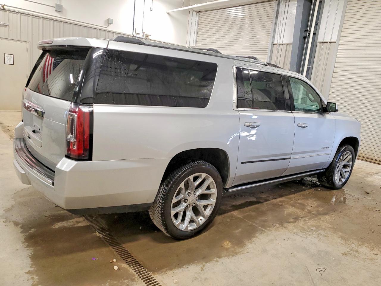 2019 GMC YUKON XL DENALI — снимка 3