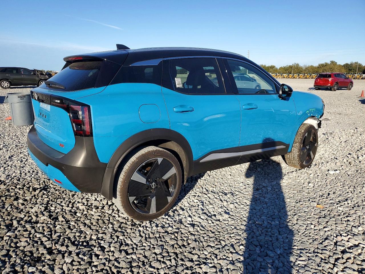 2025 NISSAN KICKS SR — снимка 3