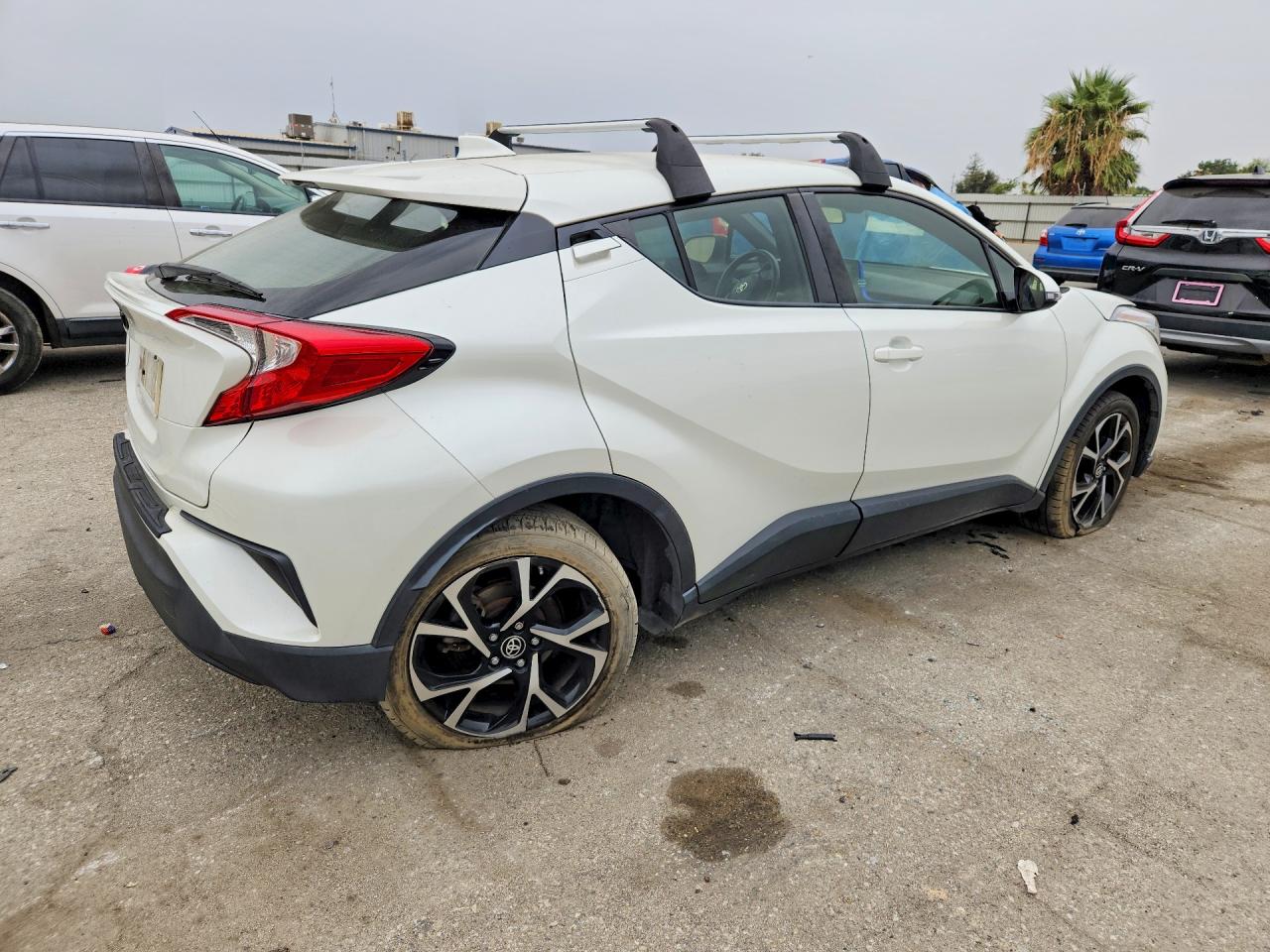 2021 TOYOTA C-HR XLE — снимка 3