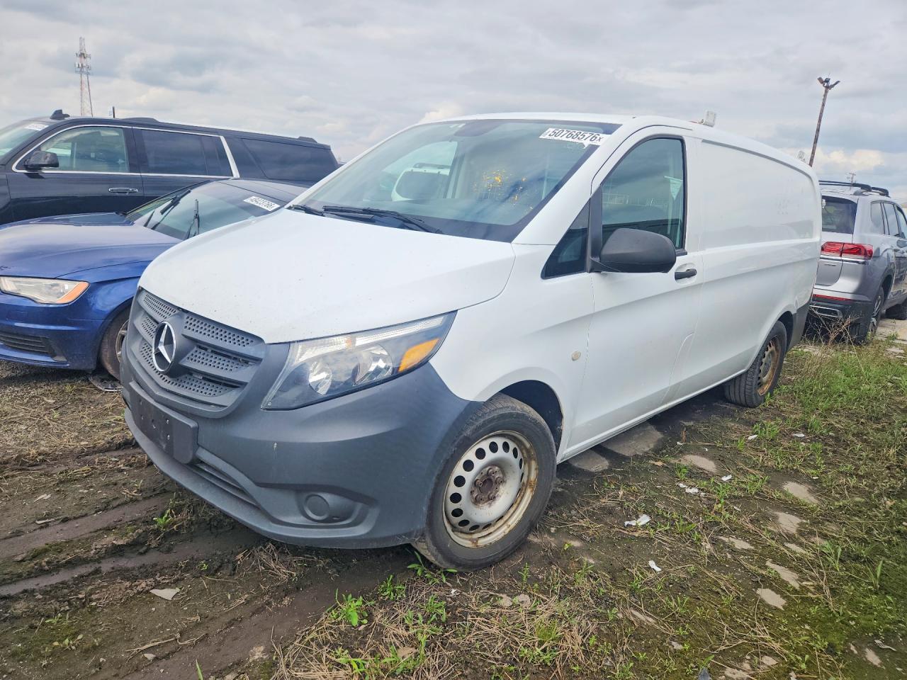 2017 MERCEDES-BENZ METRIS