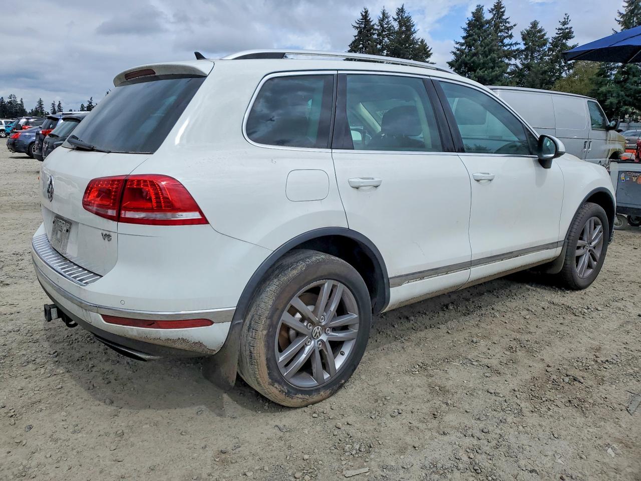 2016 VOLKSWAGEN TOUAREG SPORT — снимка 3