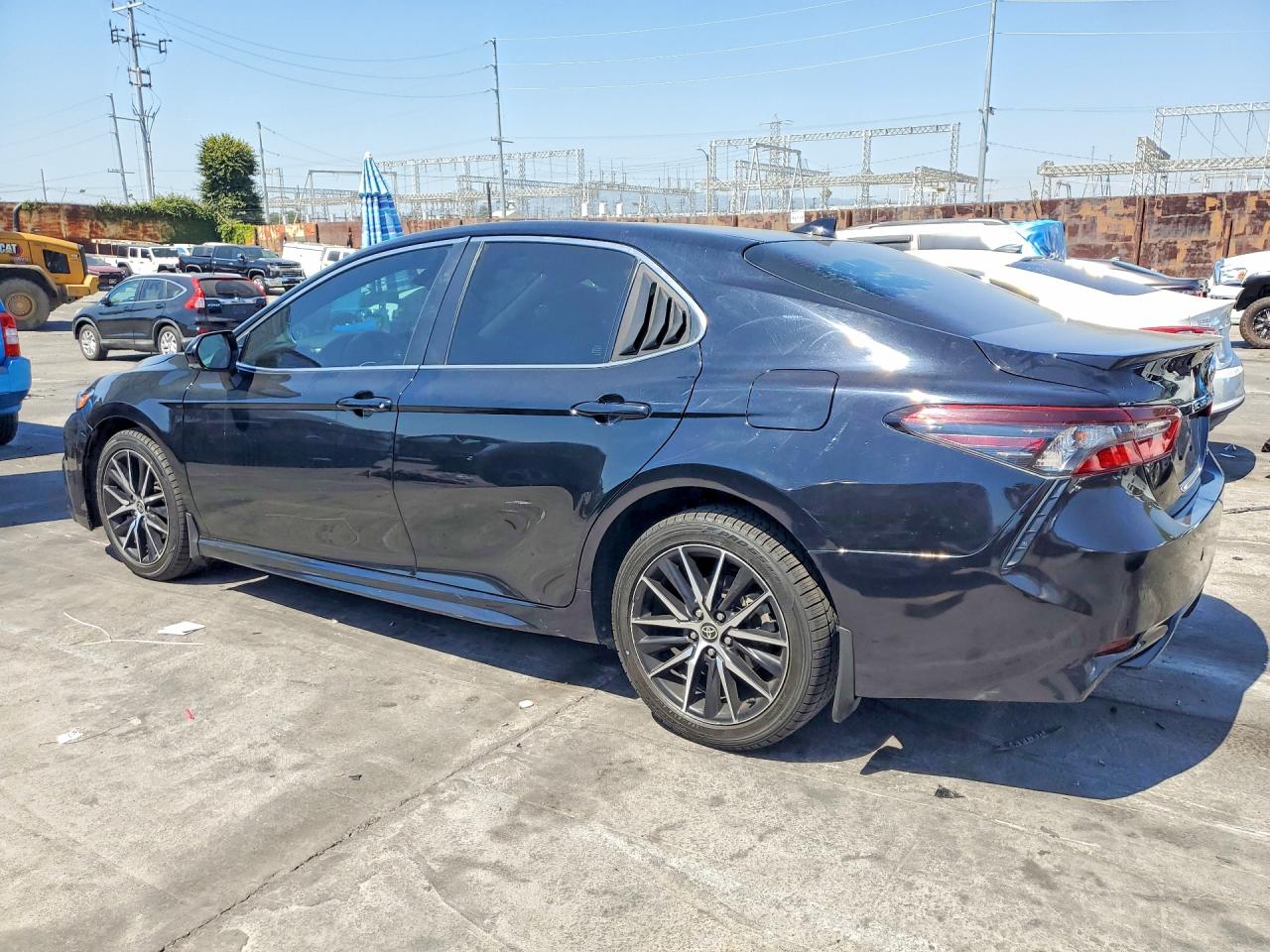 2023 TOYOTA CAMRY SE — снимка 2