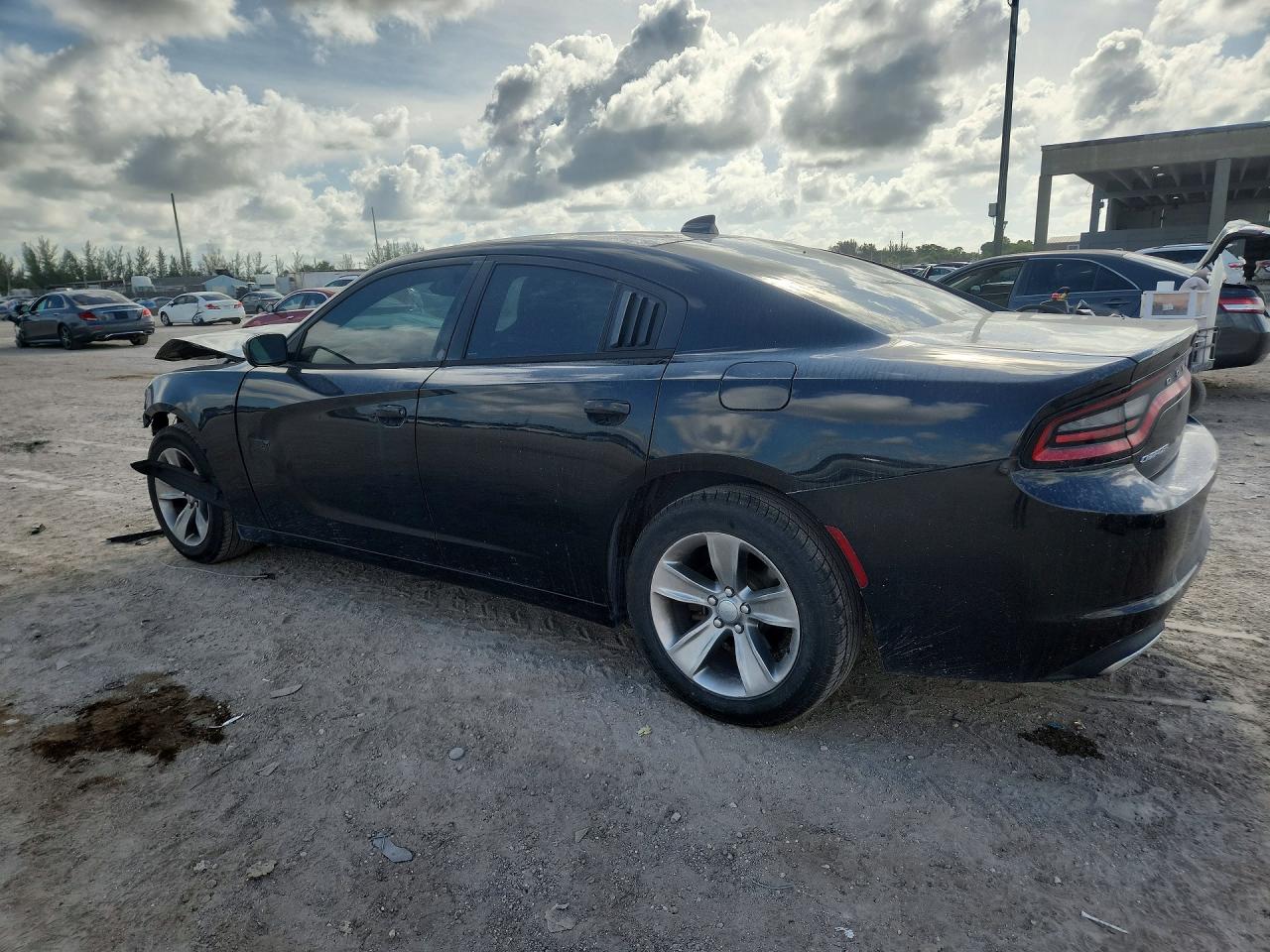2016 DODGE CHARGER SXT — снимка 2