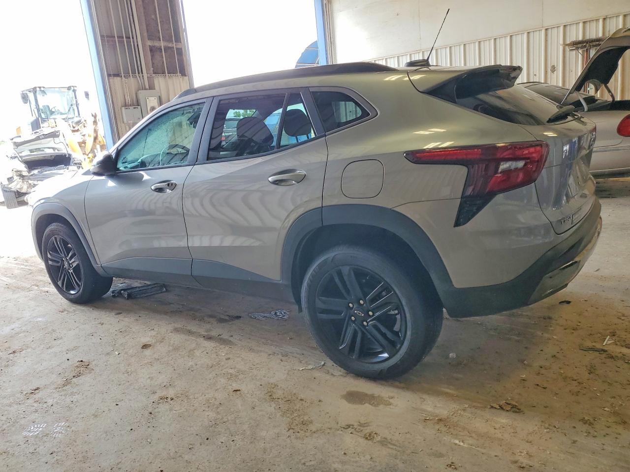 2025 CHEVROLET TRAX ACTIV — снимка 2