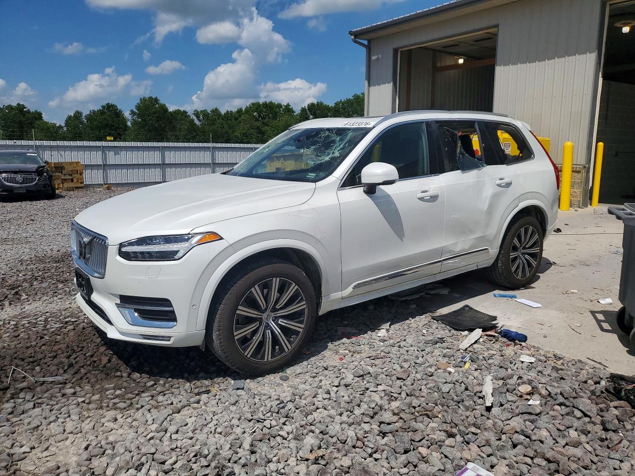 2025 VOLVO XC90 PLUS