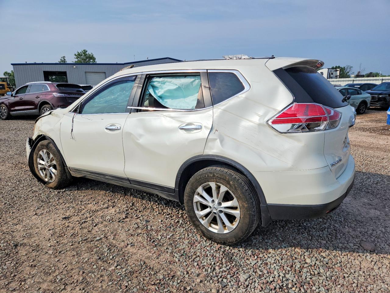 2015 NISSAN ROGUE S — снимка 2