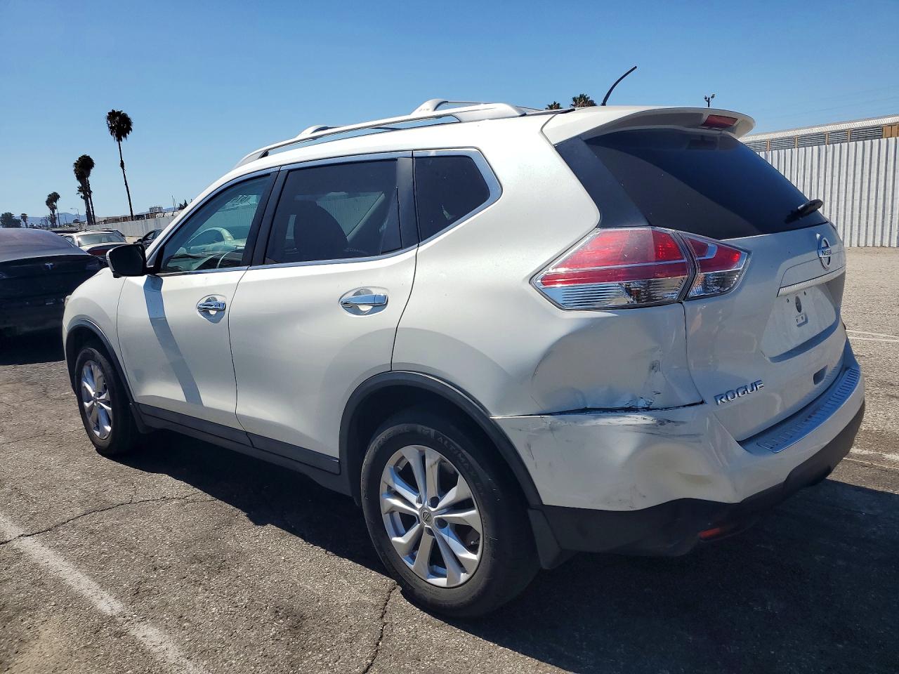 2015 NISSAN ROGUE SV — снимка 2