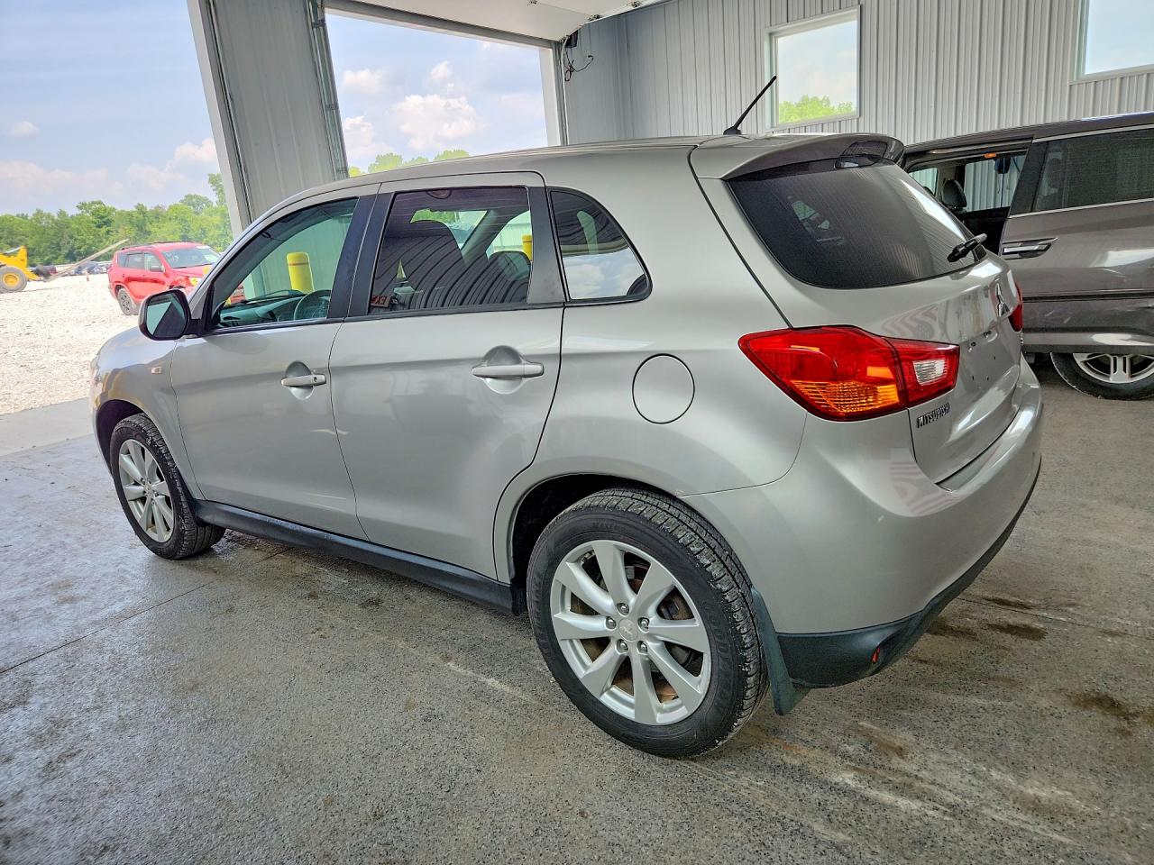 2015 MITSUBISHI OUTLANDER SPORT ES — снимка 2