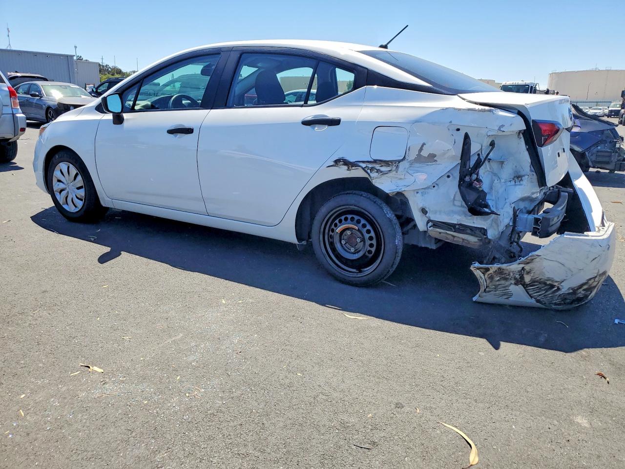 2021 NISSAN VERSA S — снимка 2