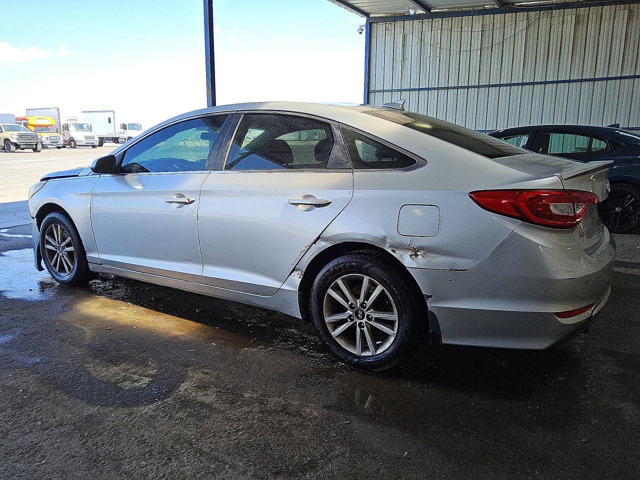 2015 HYUNDAI SONATA SE — снимка 2