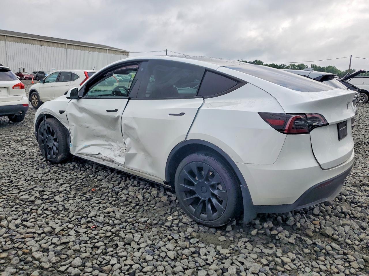 2023 TESLA MODEL Y — снимка 2