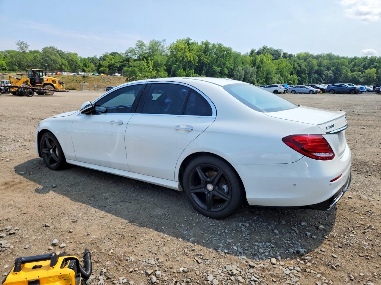 2017 MERCEDES-BENZ E 300 4MATIC — снимка 2