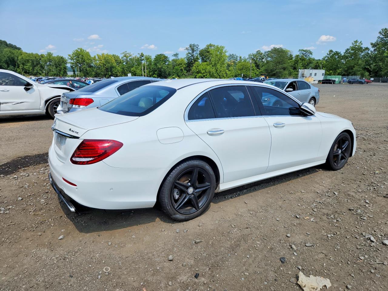 2017 MERCEDES-BENZ E 300 4MATIC — снимка 3