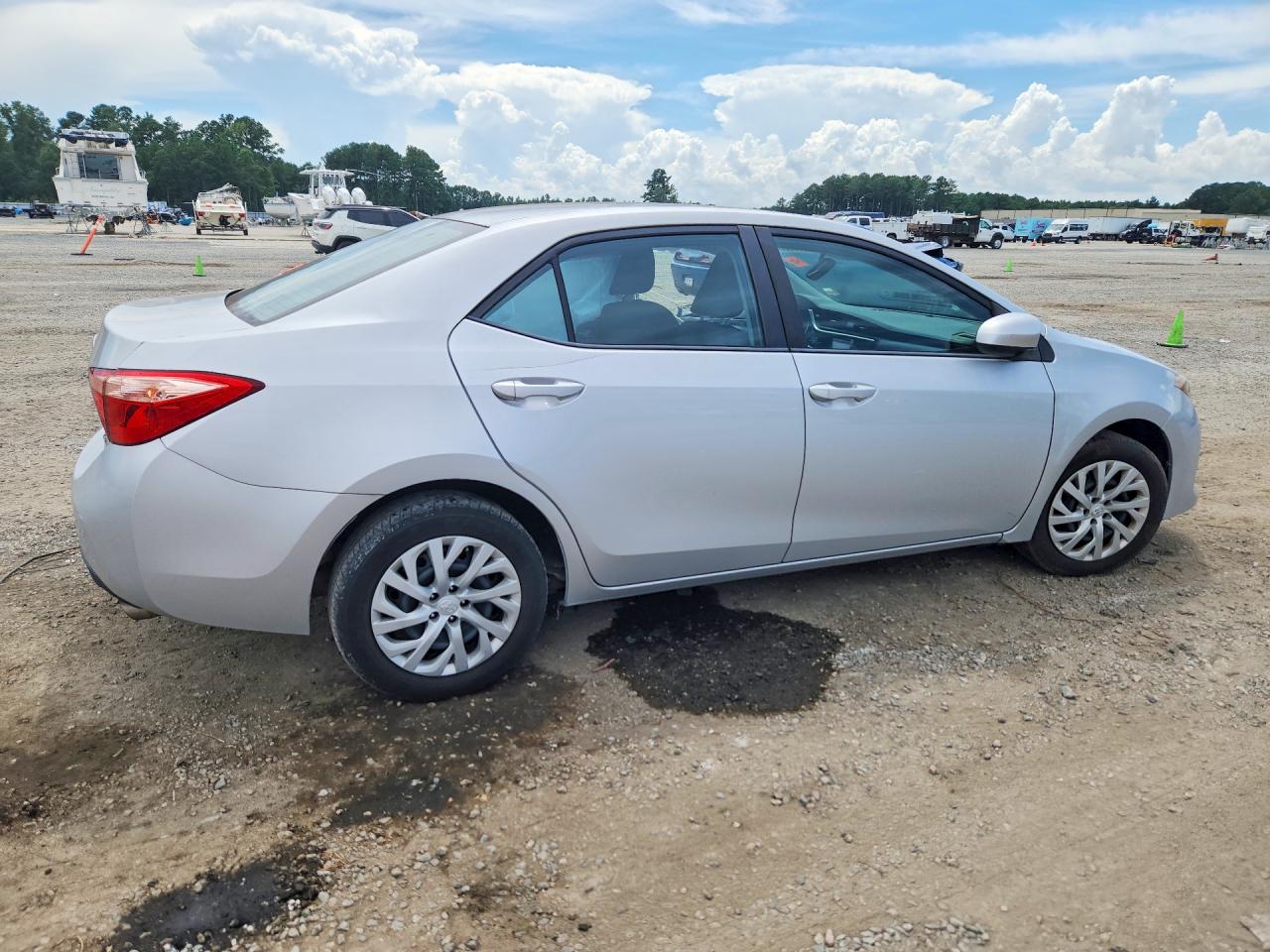 2018 TOYOTA COROLLA LE — снимка 3