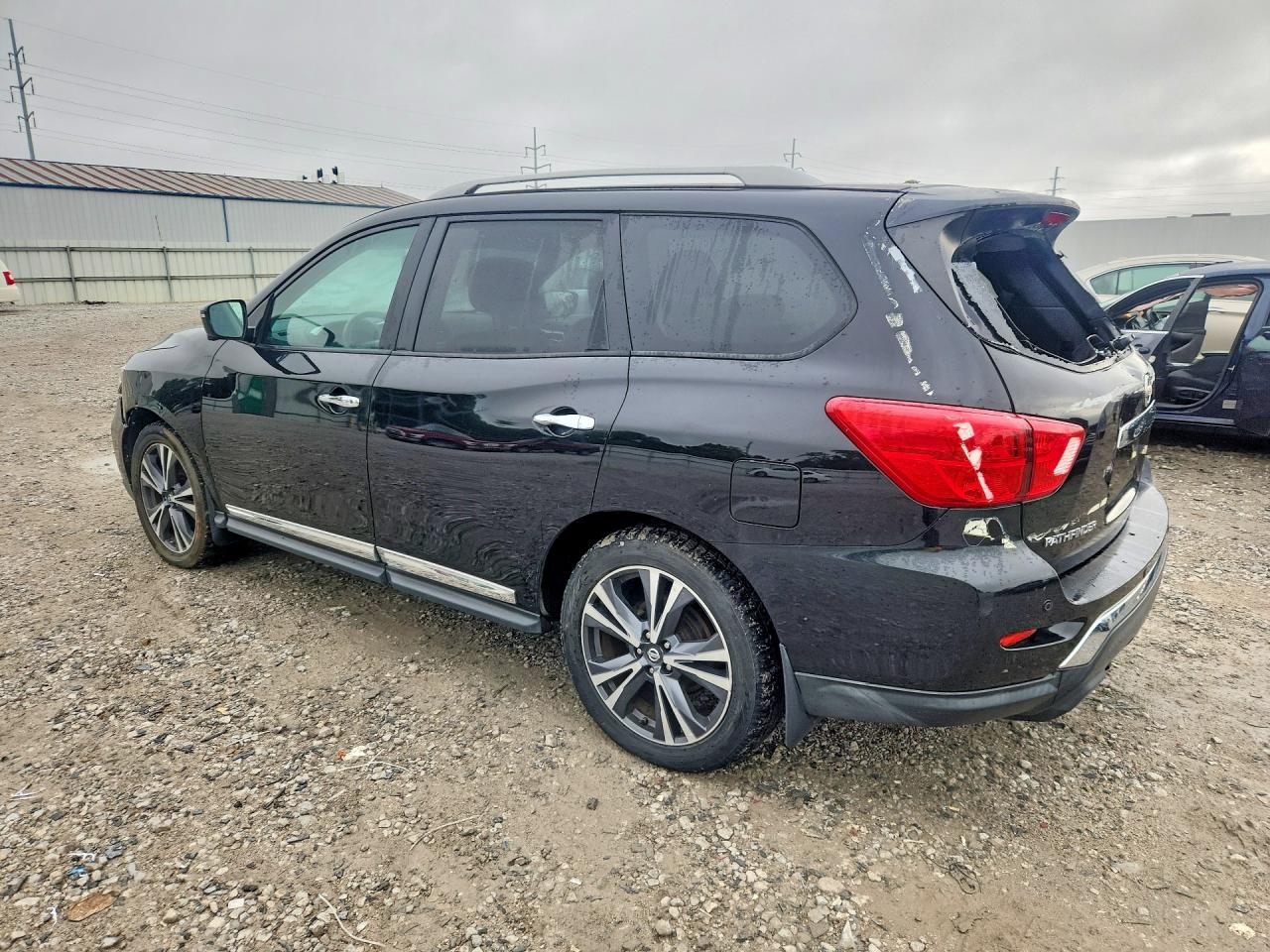 2017 NISSAN PATHFINDER S — снимка 2