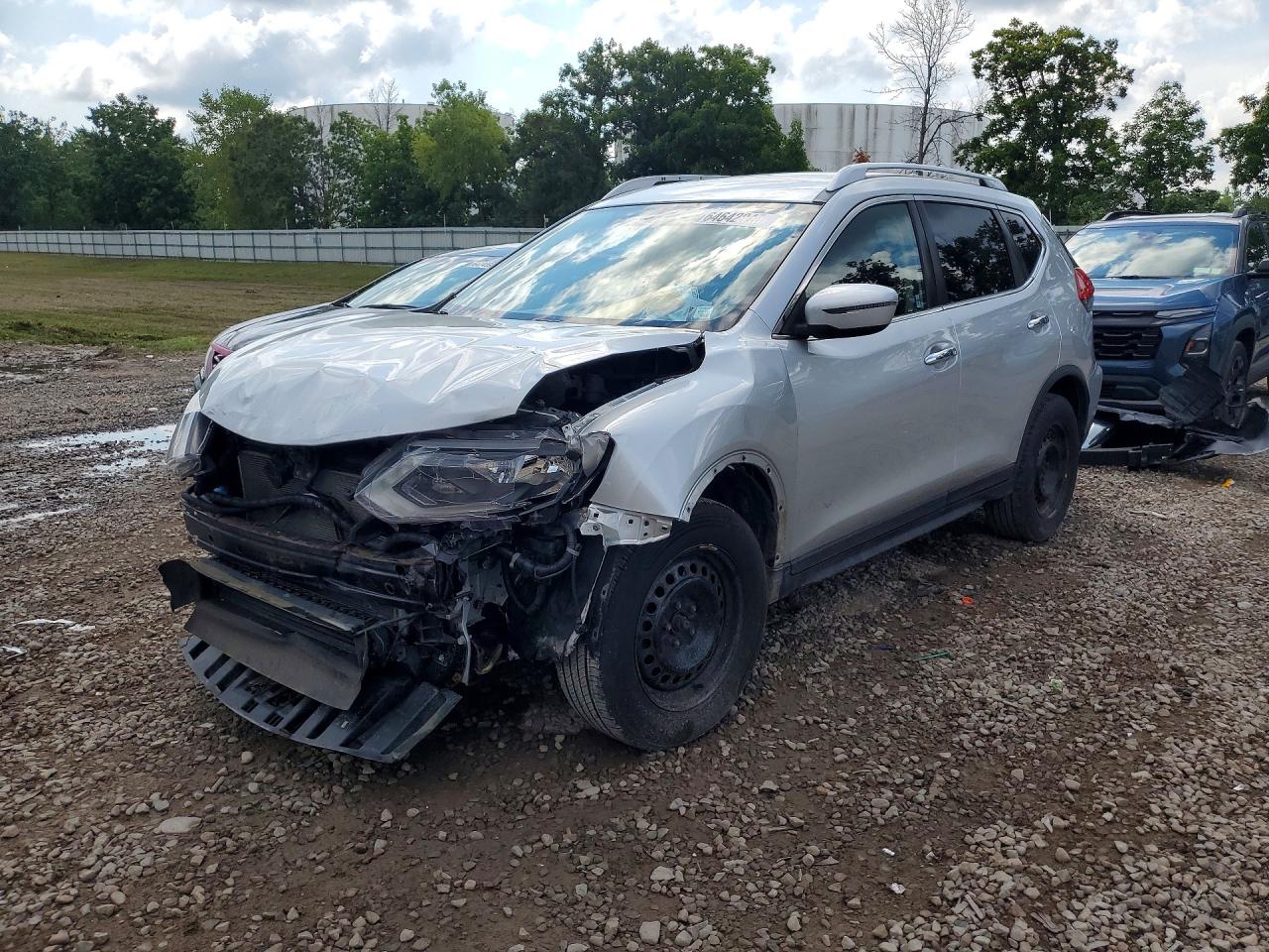 2017 NISSAN ROGUE S
