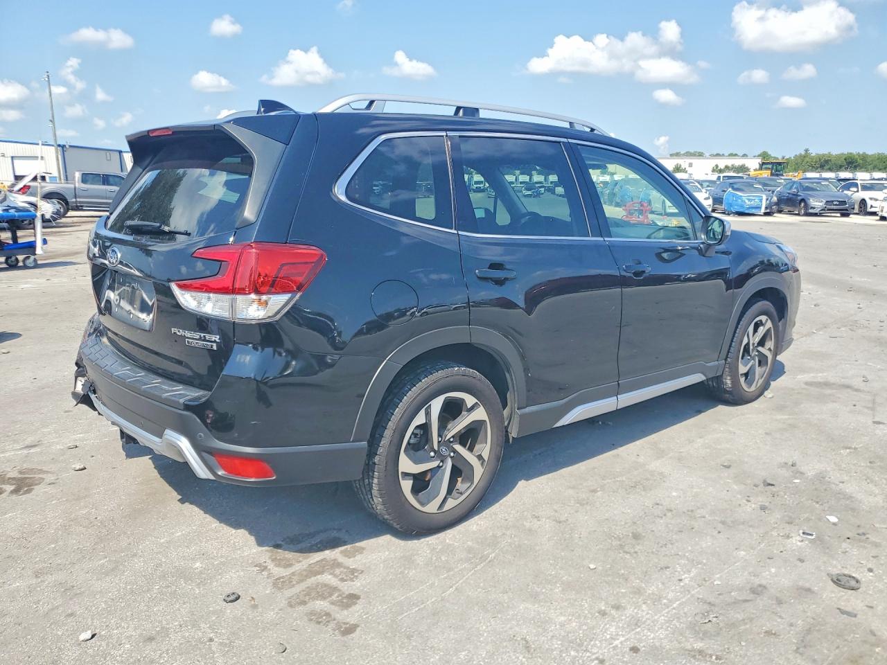 2022 SUBARU FORESTER TOURING — снимка 3