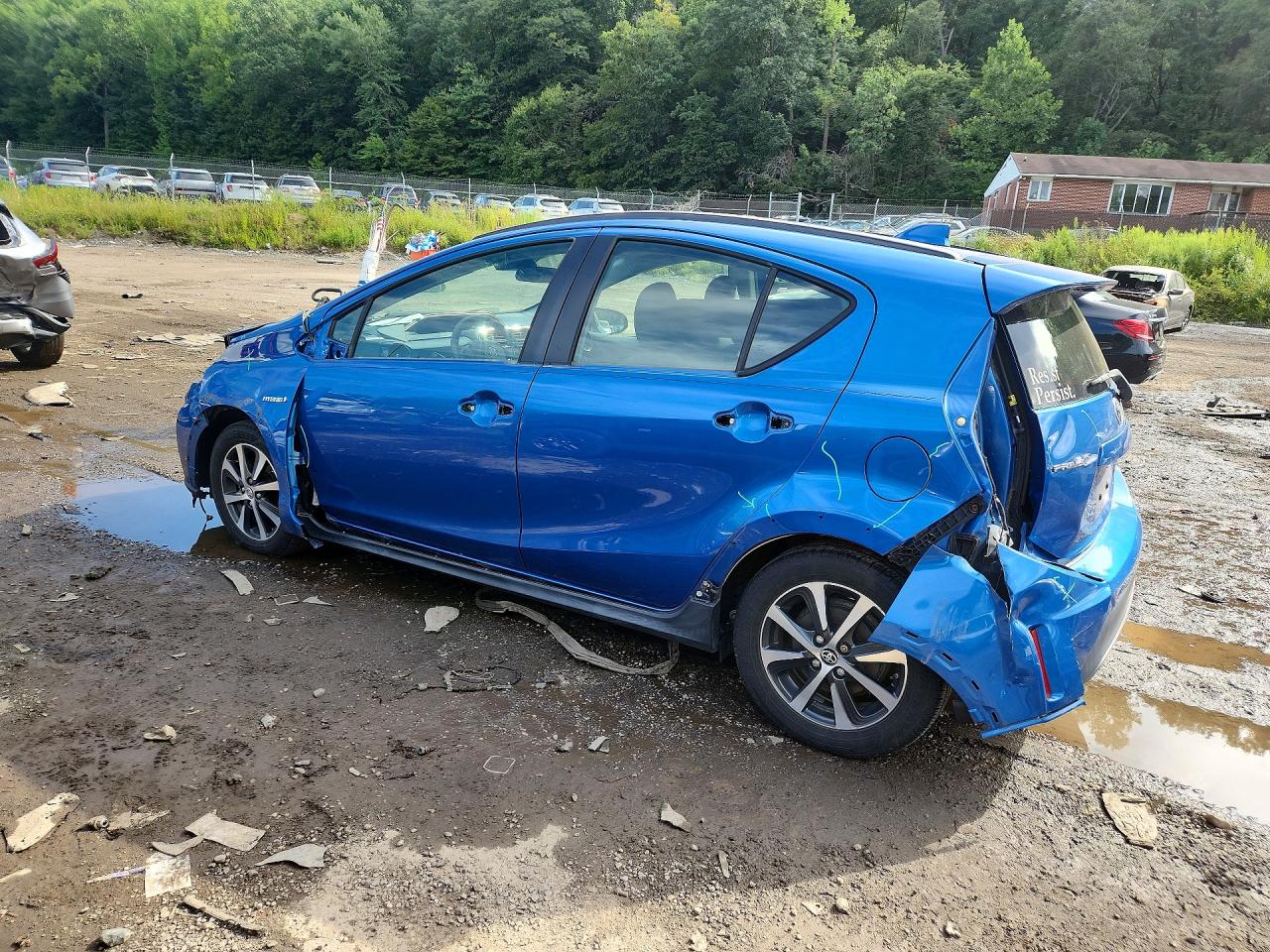 2018 TOYOTA PRIUS C THREE — снимка 2