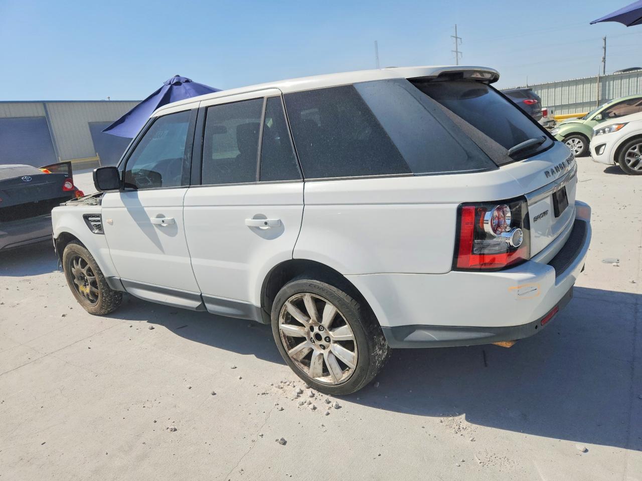 2013 LAND ROVER RANGE ROVER SPORT HSE LUXURY — снимка 2