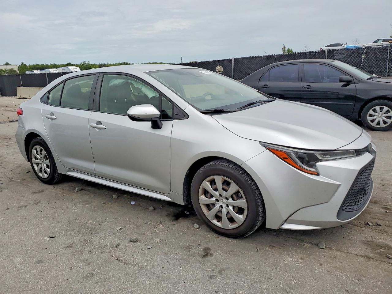 2020 TOYOTA COROLLA LE — снимка 4