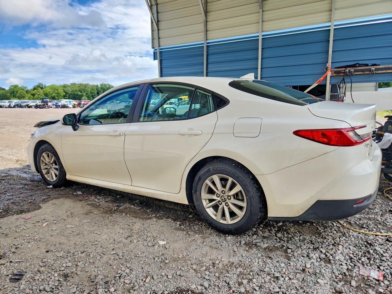 2025 TOYOTA CAMRY — снимка 2