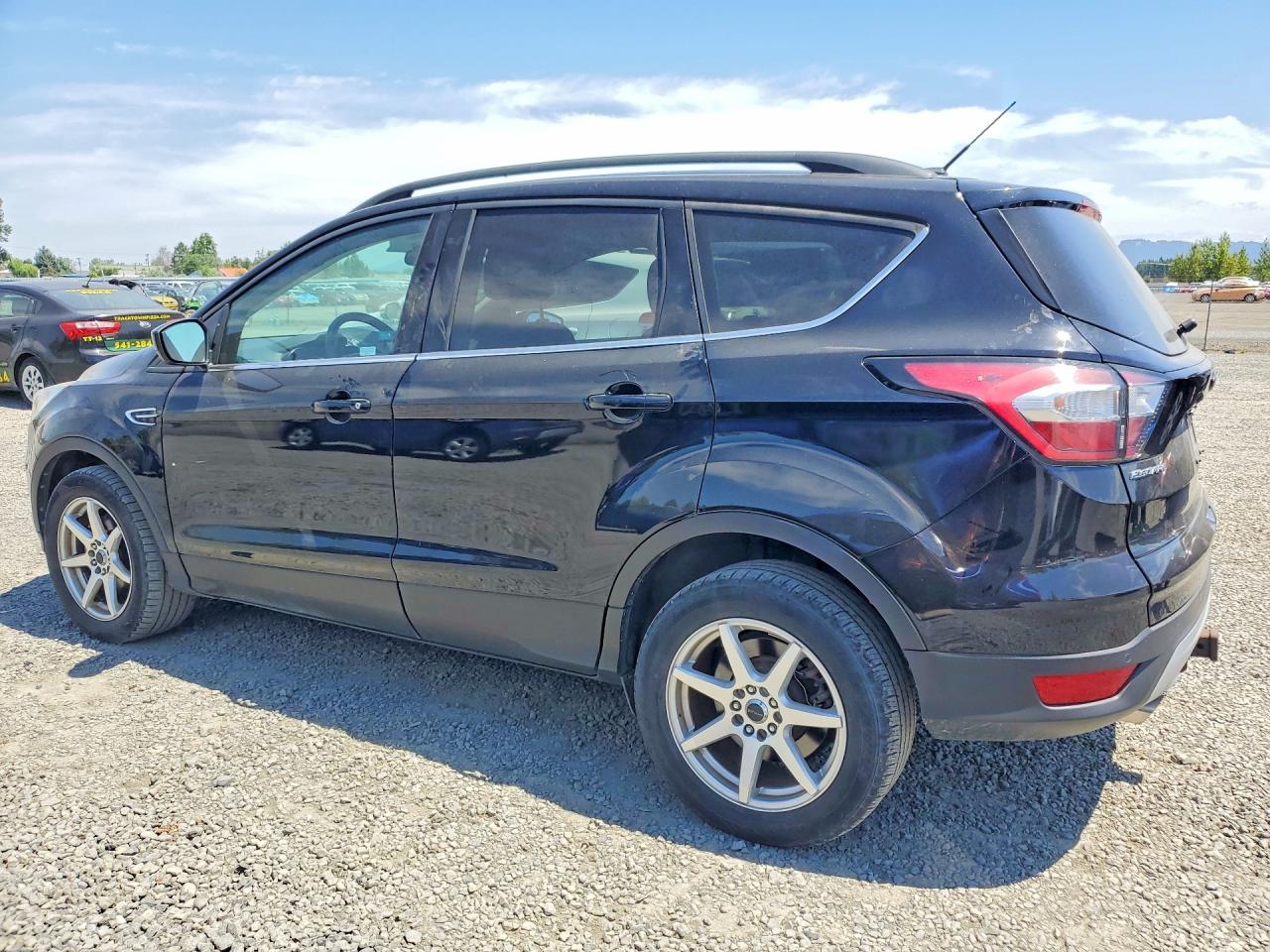 2017 FORD ESCAPE SE — снимка 2