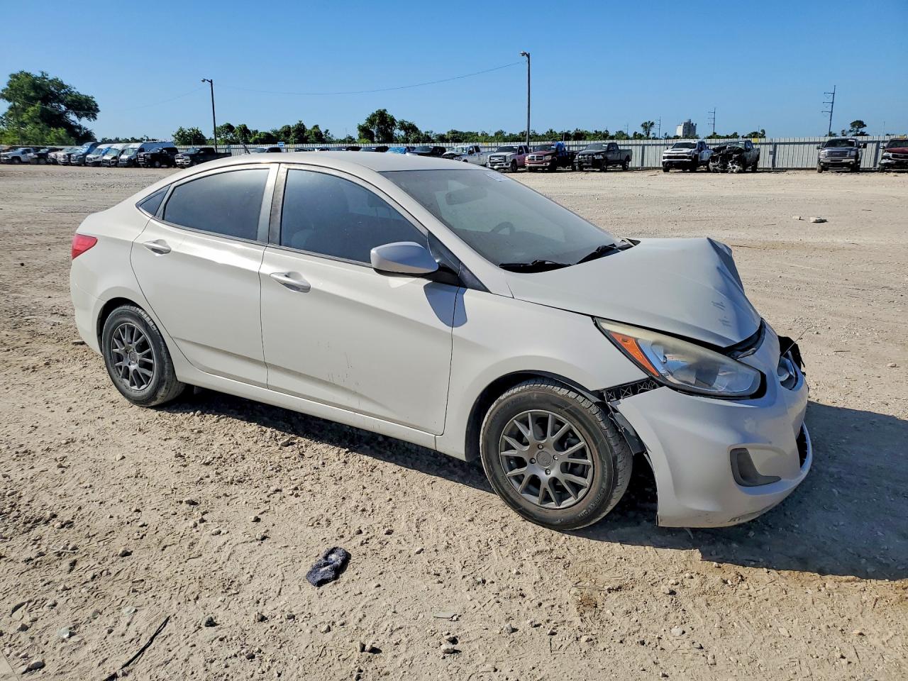 2016 HYUNDAI ACCENT SE — снимка 4