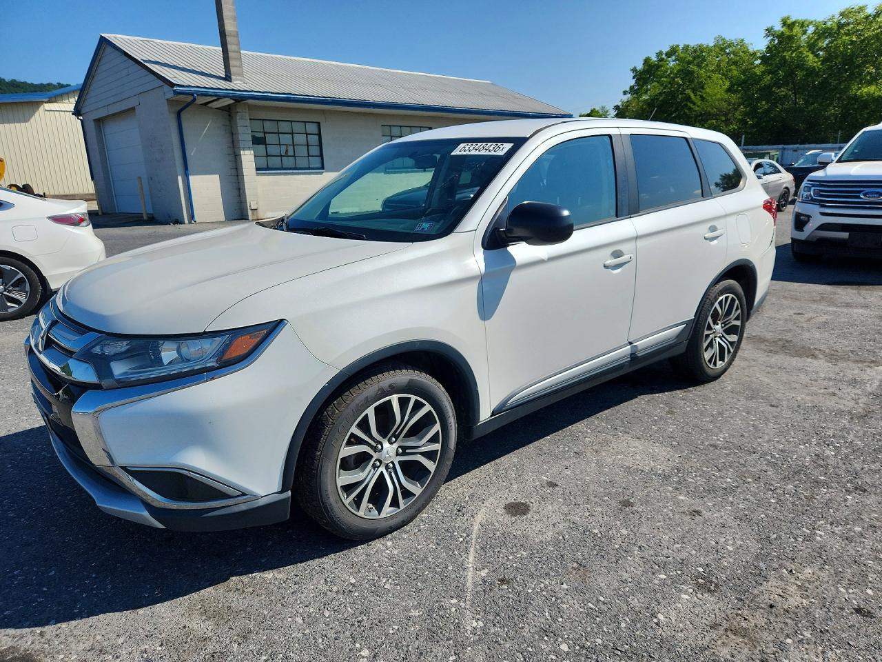 2016 MITSUBISHI OUTLANDER ES