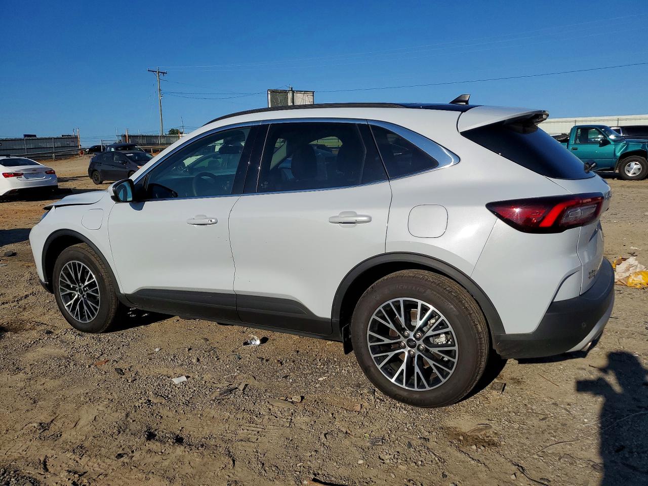 2026 FORD ESCAPE HYBRID — снимка 2