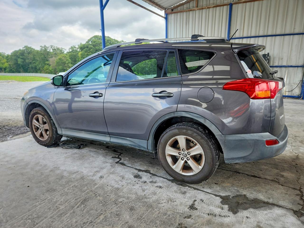 2015 TOYOTA RAV4 XLE — снимка 2