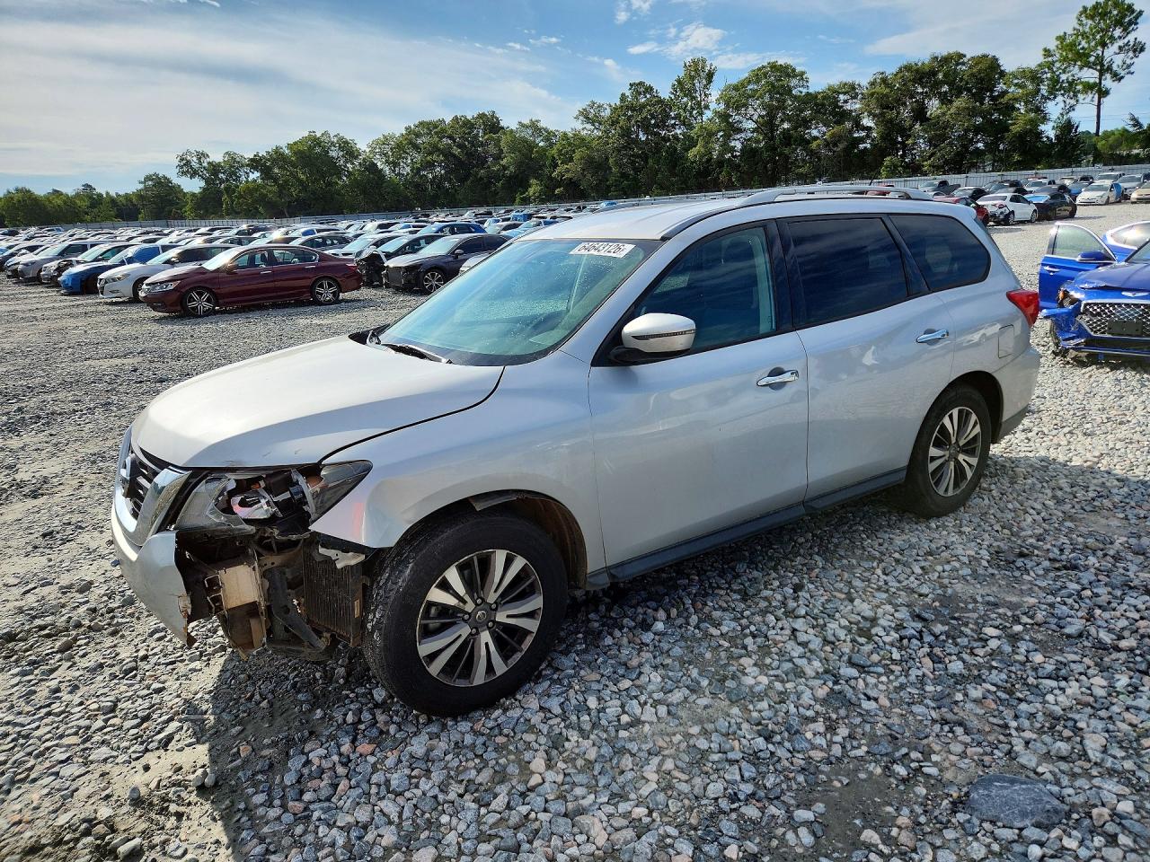2017 NISSAN PATHFINDER SV