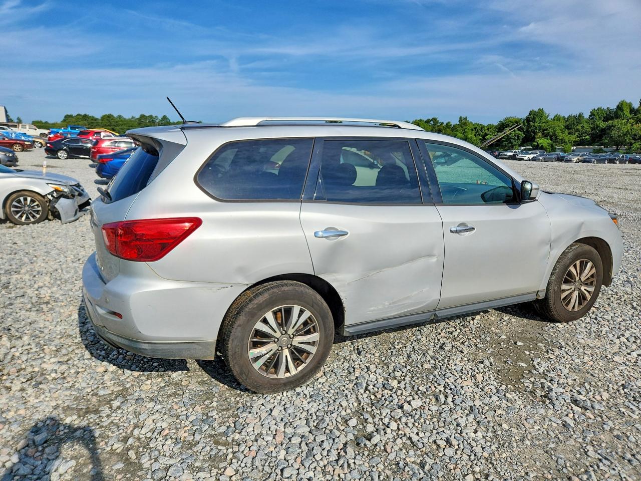 2017 NISSAN PATHFINDER SV — снимка 3