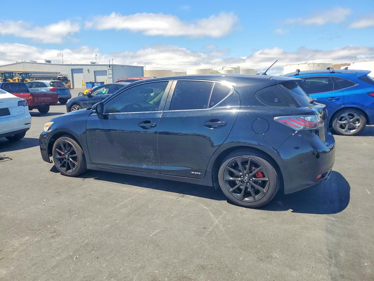 2013 LEXUS CT 200 — снимка 2