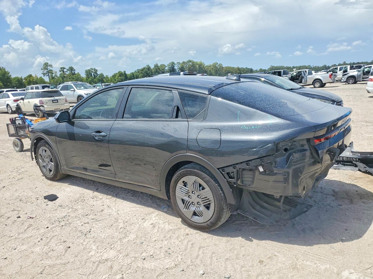 2025 KIA K4 LX — снимка 2