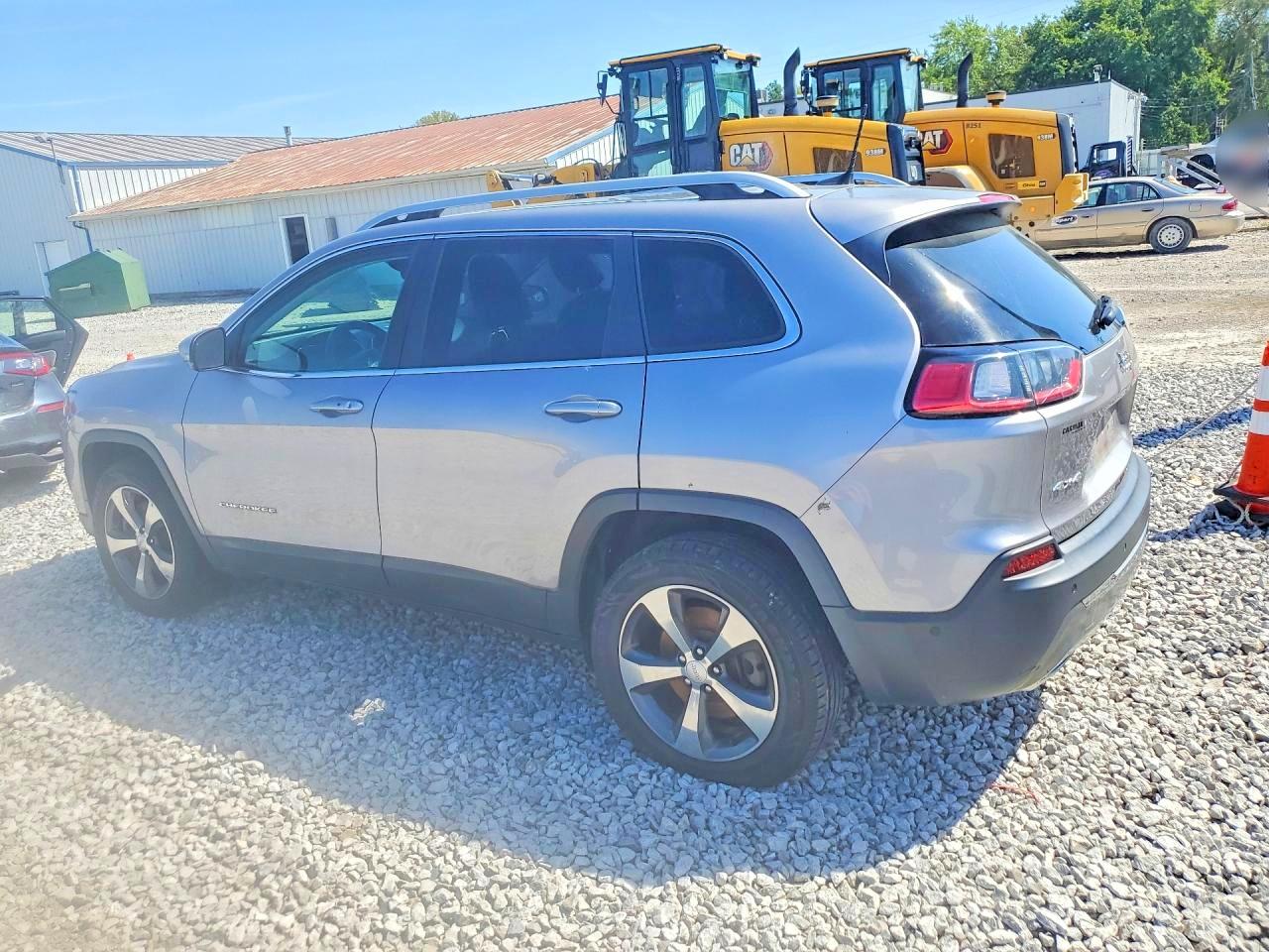 2019 JEEP CHEROKEE LIMITED — снимка 2