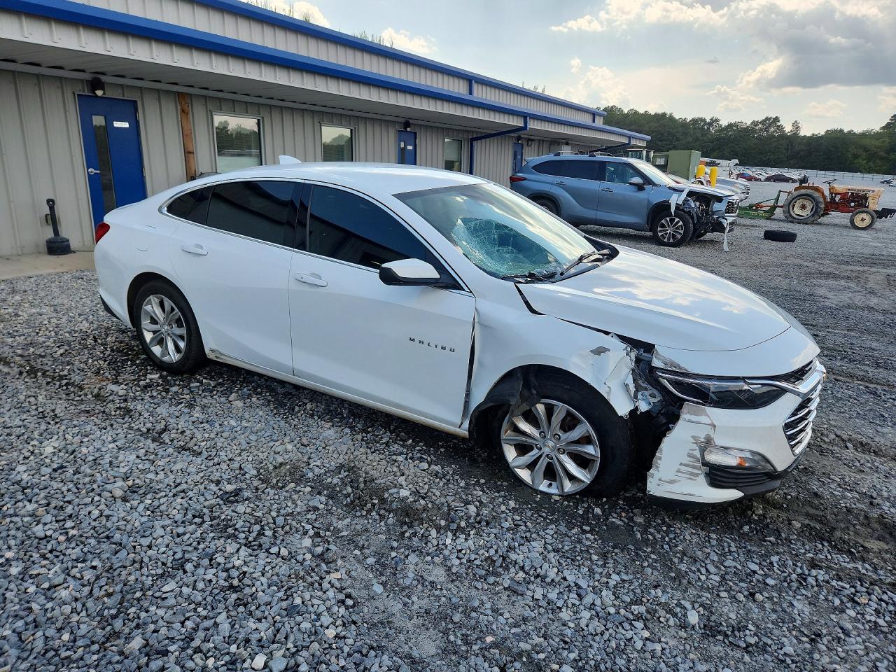 2024 CHEVROLET MALIBU LT — снимка 4