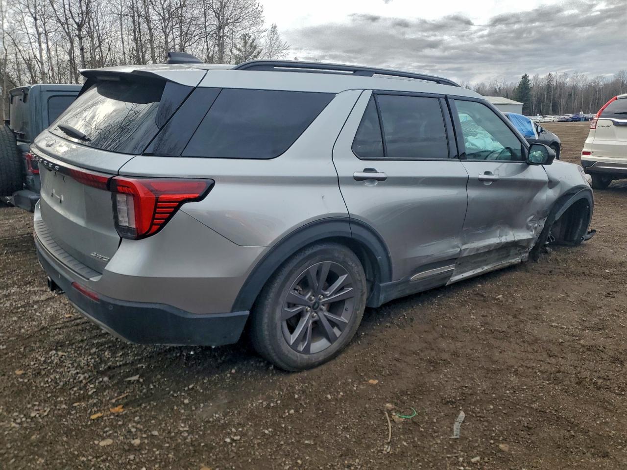 2025 FORD EXPLORER ACTIVE — снимка 3