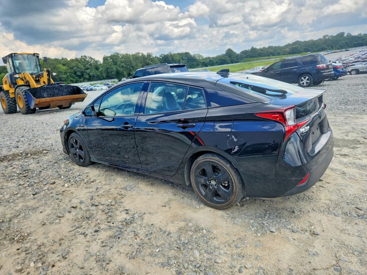 2022 TOYOTA PRIUS NIGHTSHADE — снимка 2